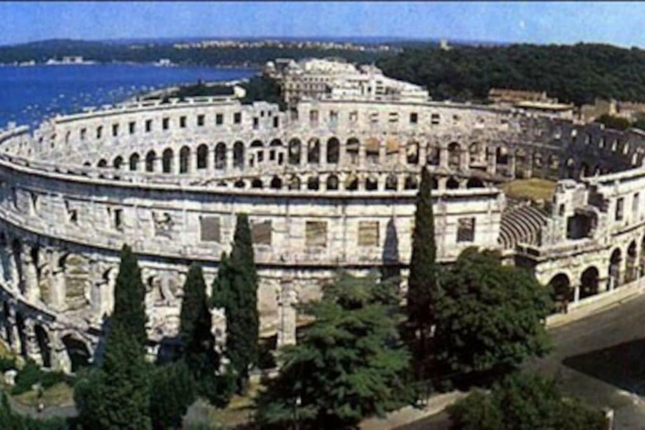 Zora Apartment Pula